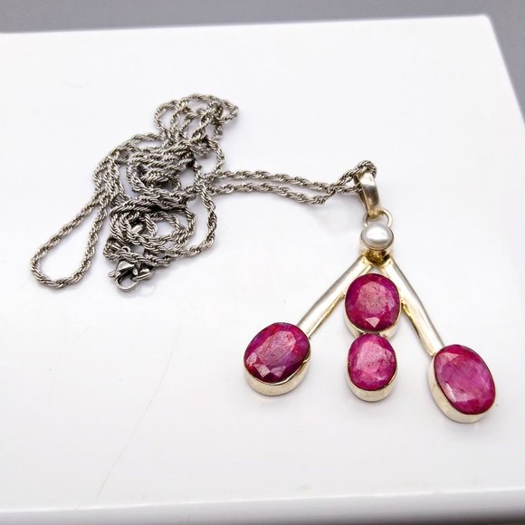 Modernist Pearl and Red Spinel Pendant in Sterling Silver on Silver Tone Rope - Picture 2 of 6